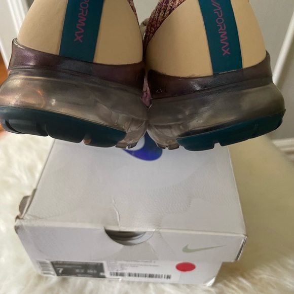 W Air VaporMax FlyKnit 3 in Desert Sand Vivid Purple Green Abyss - Multi-Color - Picture 6 of 6